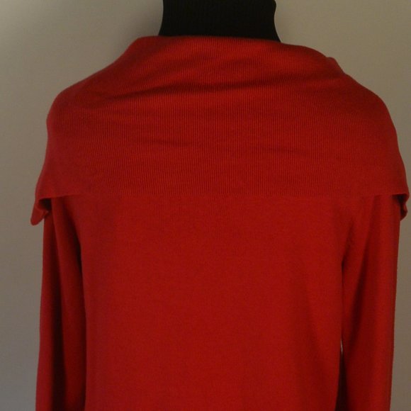 CAbi 285 Zip It Cardigan Sweater M Womens Red Asymmetrical Short 3/4 Sleeve Top - Picture 8 of 8
